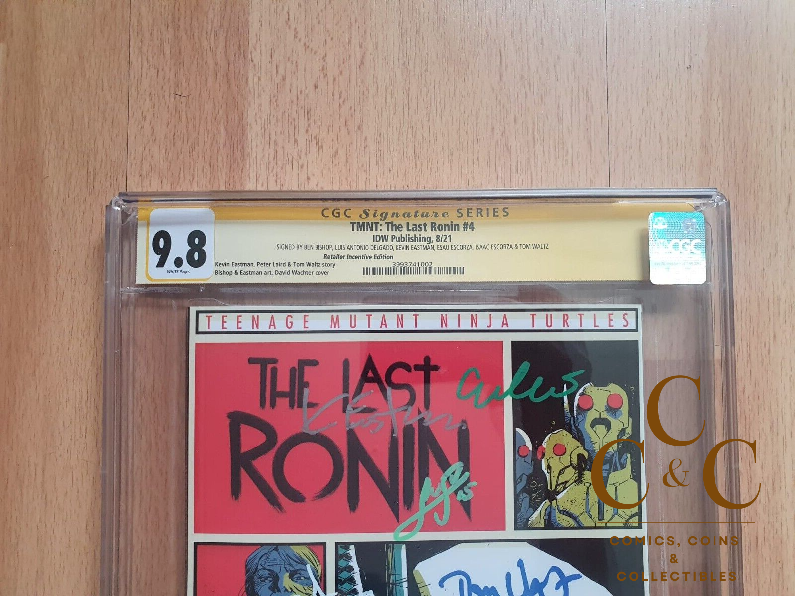 TMNT: The Last Ronin #4 CGC 9.8 - 1:10 Watcher Edition - Signed by Eastman, +5 - Image 4