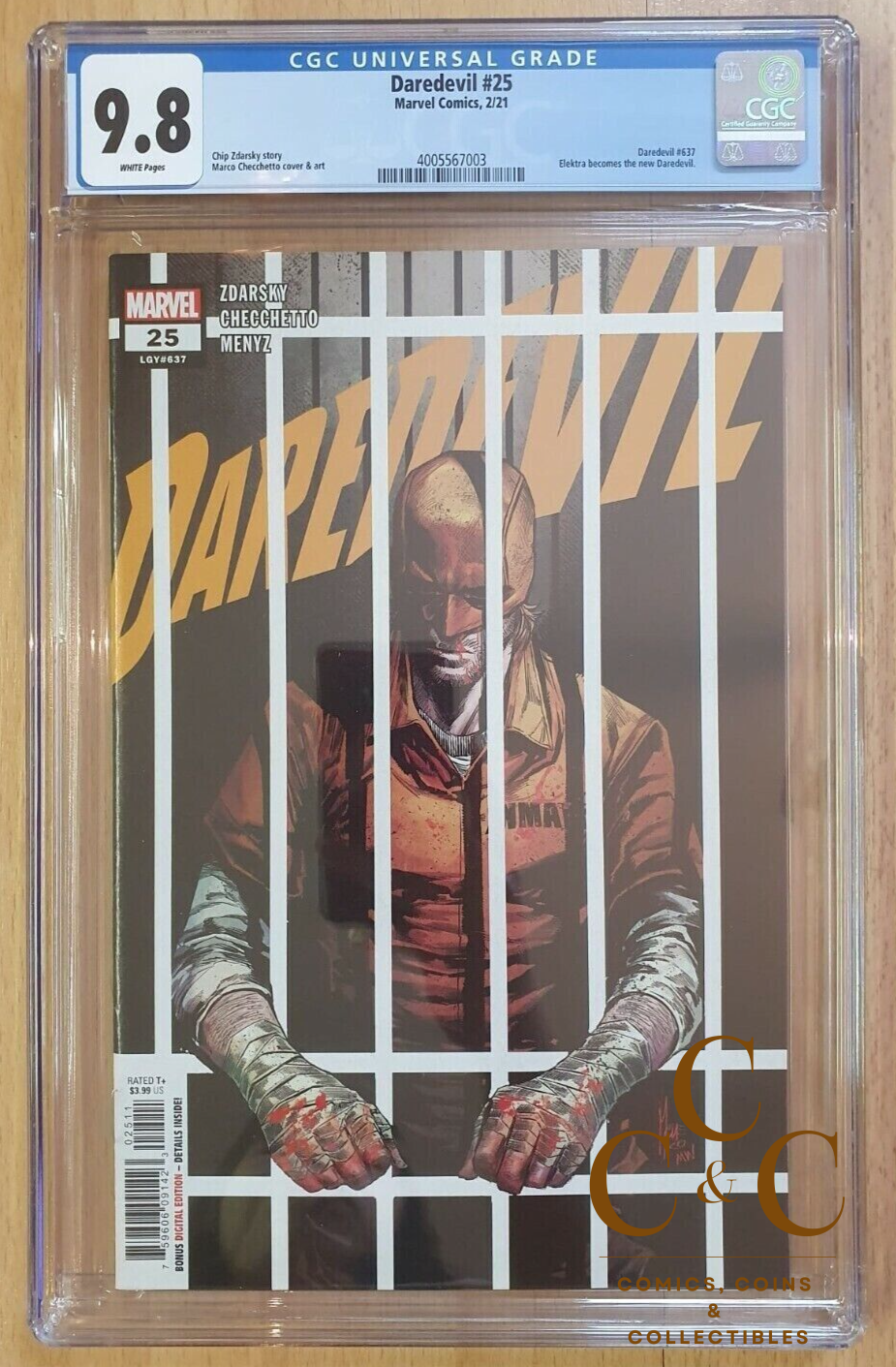 DAREDEVIL #25 - CGC 9.8 - Key Issue - Elektra becomes Daredevil - 1st Print